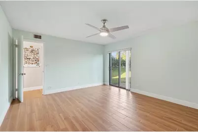8412  Shadow Ct, Unit #8412, Coral Springs, FL 33071 - Photo 23