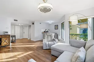 8412 Shadow Ct, Coral Springs, FL 33071 - Photo 9