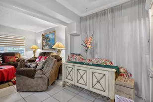 641 NE 140th St, North Miami, FL 33161 - Photo 7