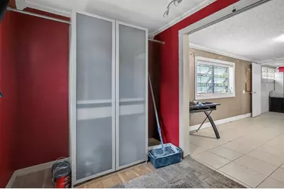 641 NE 140th St, North Miami, FL 33161 - Photo 41