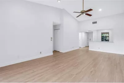 3211 S Carambola Cir S, Unit #23106, Coconut Creek, FL 33066 - Photo 11