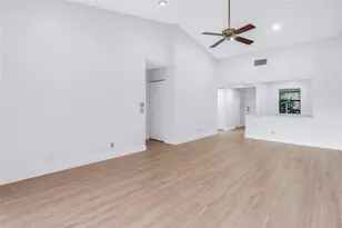 3211 S Carambola Cir S Unit, Coconut Creek, FL 33066 - Photo 11