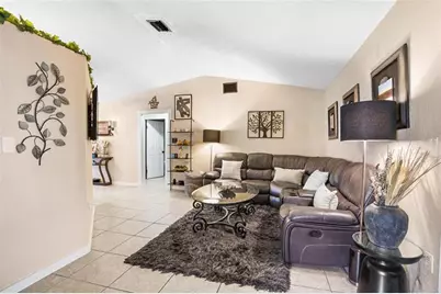 20239 NW 33rd Ct, Miami Gardens, FL 33056 - Photo 9