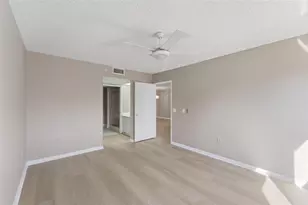 1301 SW 142nd Ave, Pembroke Pines, FL 33027 - Photo 19