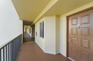 1301 SW 142nd Ave, Pembroke Pines, FL 33027 - Photo 5