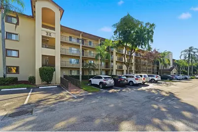 1301 SW 142nd Ave, Unit #308H, Pembroke Pines, FL 33027 - Photo 3