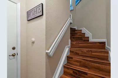 3067  Laurel Ridge Cir, Riviera Beach, FL 33404 - Photo 5