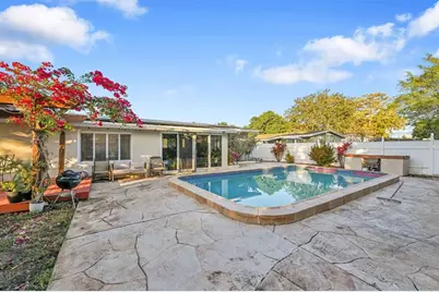 5708 NW 24th St, Margate, FL 33063 - Photo 27