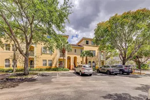 150 Jacaranda Country Club Dr, Plantation, FL 33324 - Photo 35