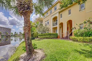 150 Jacaranda Country Club Dr, Plantation, FL 33324 - Photo 39