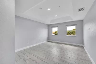 150  Jacaranda Country Club Dr, Unit #200, Plantation, FL 33324 - Photo 25