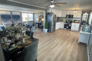 2010 SW 84th Ave, Davie, FL 33324 - Photo 7