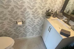 2010 SW 84th Ave, Davie, FL 33324 - Photo 19