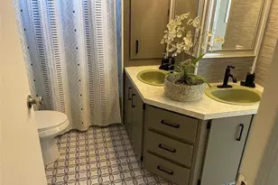 2010 SW 84th Ave, Davie, FL 33324 - Photo 21