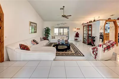 7145 NW 49th Court, Lauderhill, FL 33319 - Photo 7