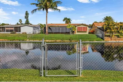 11411 NW 38th Pl, Sunrise, FL 33323 - Photo 29