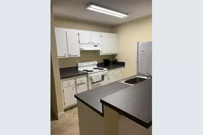 1529  Meadows Cir, Boynton Beach, FL 33436 - Photo 5