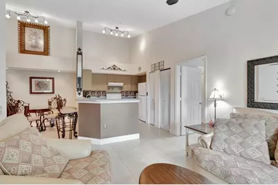 923  Villa Cir, Boynton Beach, FL 33435 - Photo 7