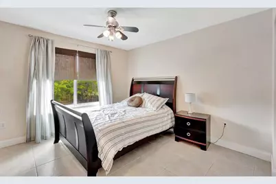 923  Villa Cir, Boynton Beach, FL 33435 - Photo 35