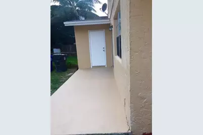 8002 SW 7th Ct, North Lauderdale, FL 33068 - Photo 17