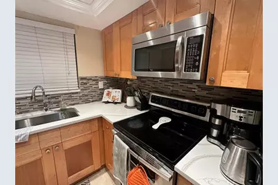 8427  Shadow Ct, Unit #2, Coral Springs, FL 33071 - Photo 5