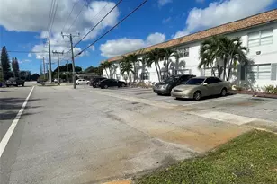 395 SW 15th St, Pompano Beach, FL 33060 - Photo 3