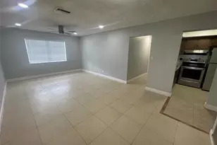 395 SW 15th St, Pompano Beach, FL 33060 - Photo 15