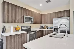 4875 NW 55th Pl, Tamarac, FL 33319 - Photo 17