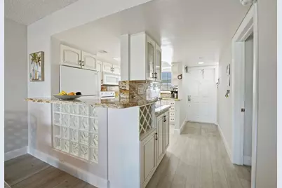 140 NE 28th Ave, Unit #406, Pompano Beach, FL 33062 - Photo 29