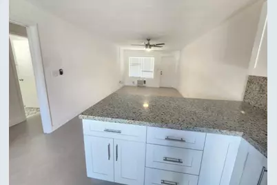 330  Southwind Dr, Unit #4, North Palm Beach, FL 33408 - Photo 3