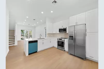 510 SE 7th Street, Unit #401, Fort Lauderdale, FL 33301 - Photo 1