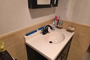 9604 NW 67th Ct, Tamarac, FL 33321 - Photo 11