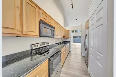 8454 NW 31st Ct, Sunrise, FL 33351 - Photo 9