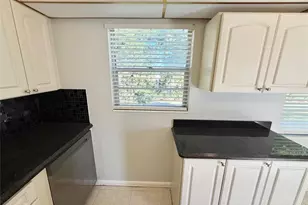 84 Mansfield B, Boca Raton, FL 33434 - Photo 5