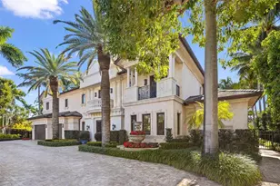 2430 Del Lago Dr, Fort Lauderdale, FL 33316 - Photo 7