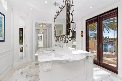 2430  Del Lago Dr, Fort Lauderdale, FL 33316 - Photo 59