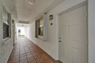 3105 NE 184th St, North Miami Beach, FL 33160 - Photo 3