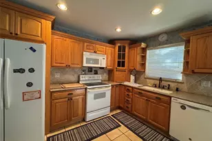 5221 SW 201st Terrace, Southwest Ranches, FL 33332 - Photo 5