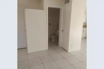 5409 NW 27th St, Lauderhill, FL 33313 - Photo 9