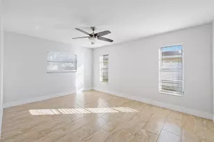 4447 Holly Dr, Palm Beach Gardens, FL 33410 - Photo 9