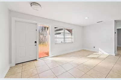 4447  Holly Dr, Palm Beach Gardens, FL 33410 - Photo 7