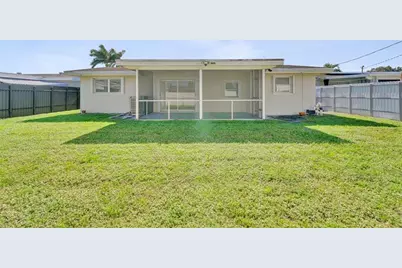 8211 NW 10th St, Pembroke Pines, FL 33024 - Photo 33