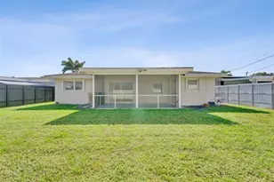 8211 NW 10th St, Pembroke Pines, FL 33024 - Photo 33