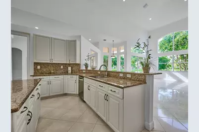 7127  Pinecreek Way, Coconut Creek, FL 33073 - Photo 21