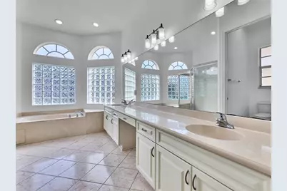 7127  Pinecreek Way, Coconut Creek, FL 33073 - Photo 25