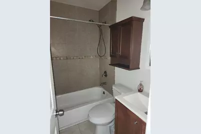 633 NE 2nd Ave, Unit #14, Fort Lauderdale, FL 33304 - Photo 9