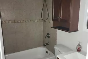 633 NE 2nd Ave, Fort Lauderdale, FL 33304 - Photo 9