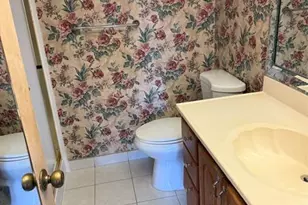 10442 Sunrise Lakes Blvd, Sunrise, FL 33322 - Photo 17