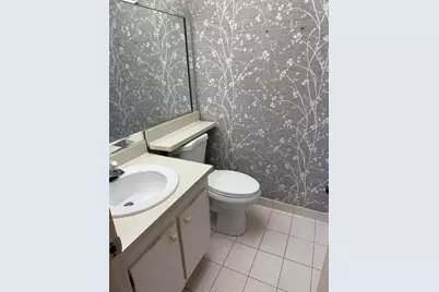 10442  Sunrise Lakes Blvd, Unit #303, Sunrise, FL 33322 - Photo 11