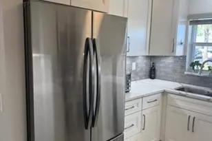 2687 Emory Dr E, West Palm Beach, FL 33415 - Photo 7